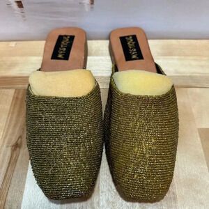 MYSTIQUE BOUTIQUE SLIPPER SIZE 7
